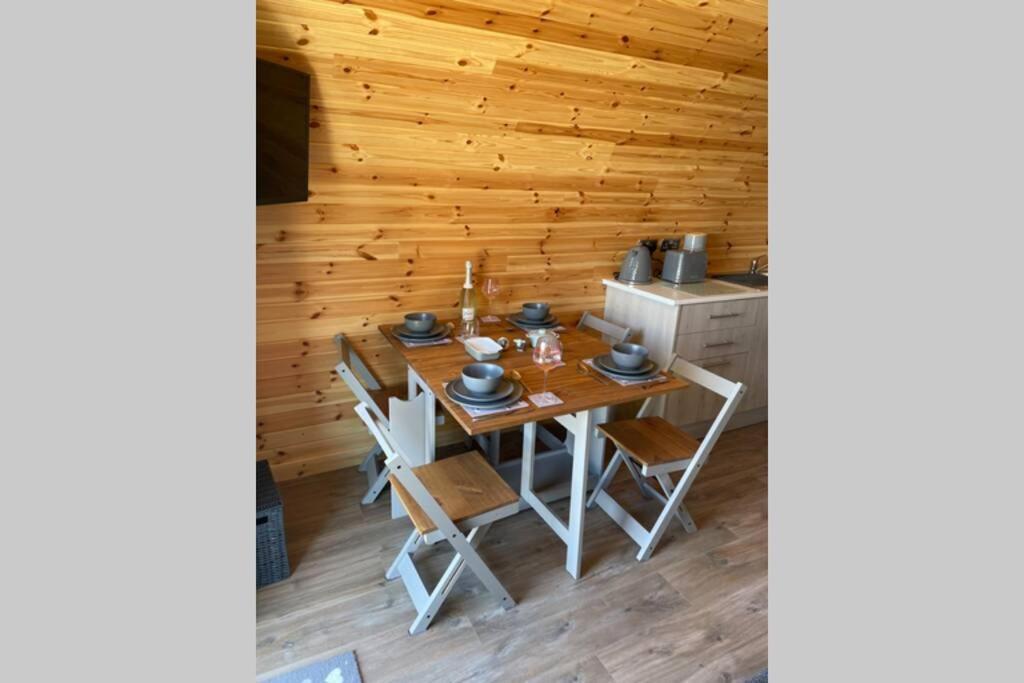 Allt Yelkie Pod Tri, Earlish Esterno foto