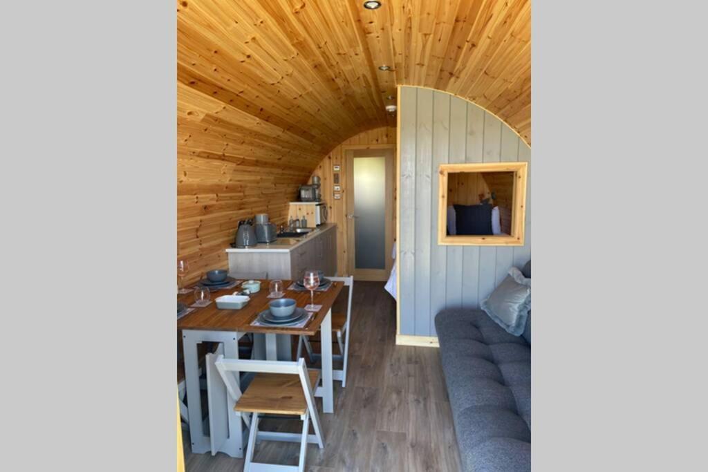 Allt Yelkie Pod Tri, Earlish Esterno foto